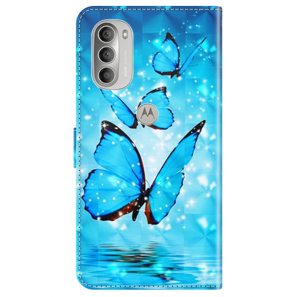 Flip Case Für Moto G51 5G Fliegende Blaue Schmetterlinge